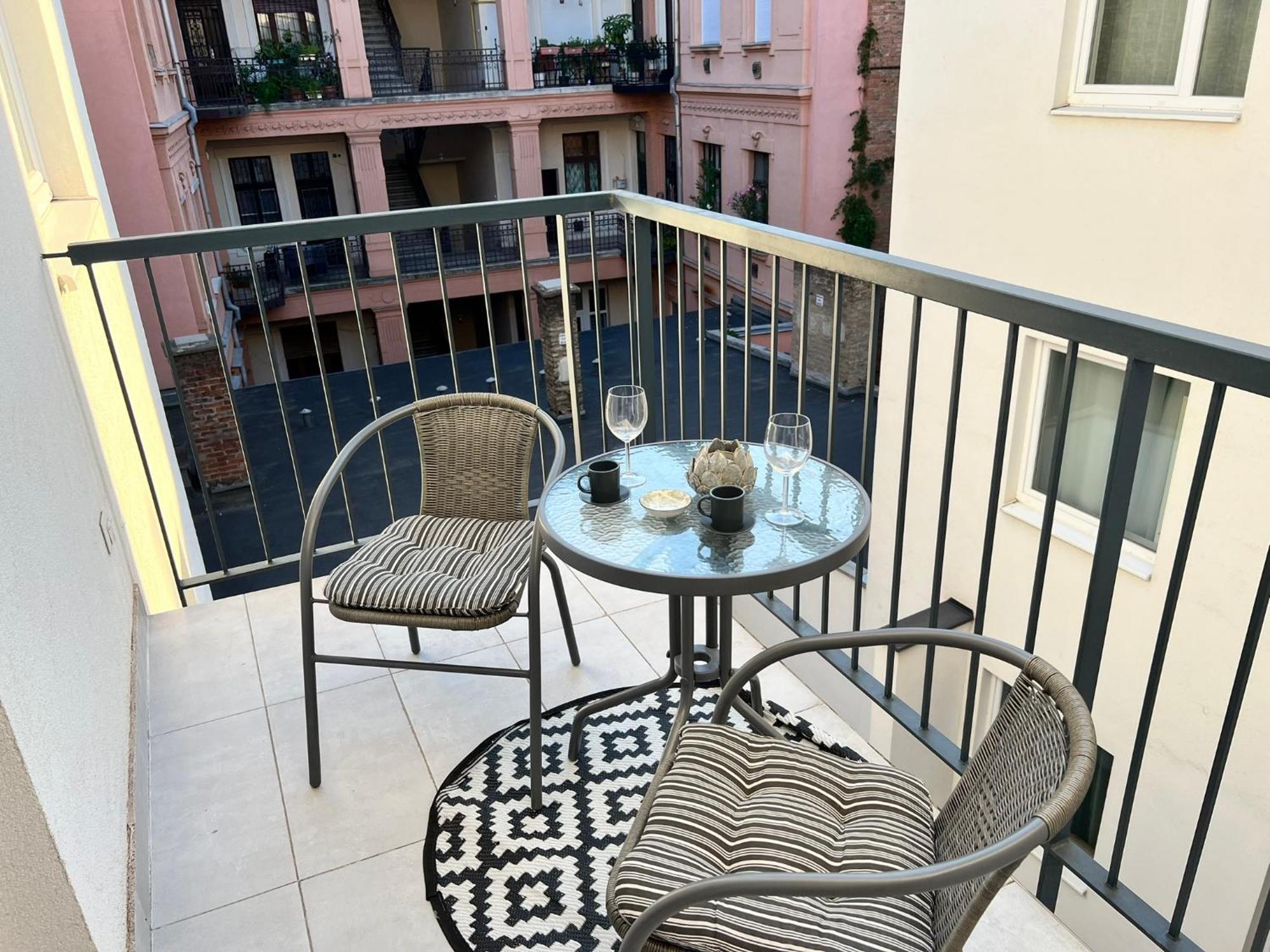 The Rose Garden Budapest Apartments Ngoại thất bức ảnh